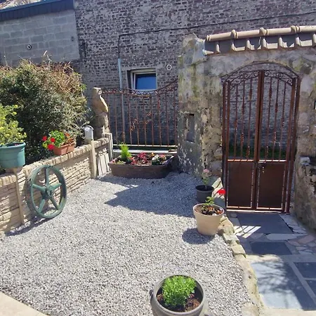 Cottage Tout Equipe 2 A 4 Personnes Herin Exterior photo
